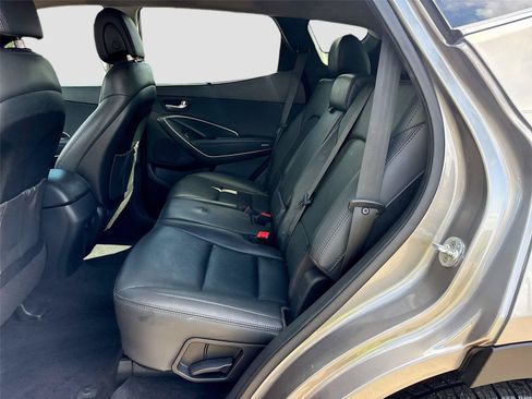Used 2017 Hyundai Santa Fe Sport 2.0T FWD image 24