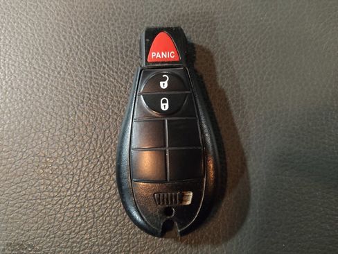 Used 2013 RAM 1500 Express image 32