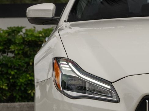 Used 2018 Maserati Quattroporte S GranSport image 3