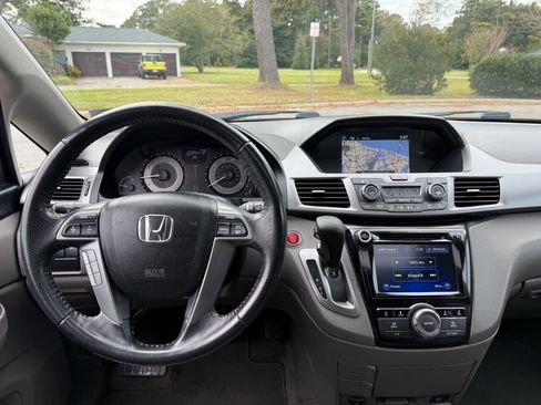 Used 2014 Honda Odyssey EX-L image 25