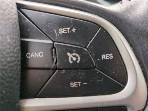 Used 2018 Jeep Compass Trailhawk w/ Safe & Security Group image 16