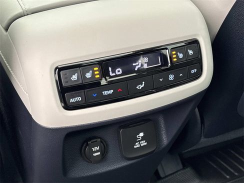 Used 2024 Hyundai Palisade Calligraphy image 24
