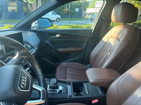Used 2019 Audi Q5 2.0T Premium Plus w/ Premium Plus Package AWD/4WD image 4