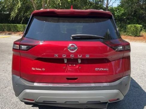 Used 2021 Nissan Rogue SV w/ Premium Package AWD/4WD image 8