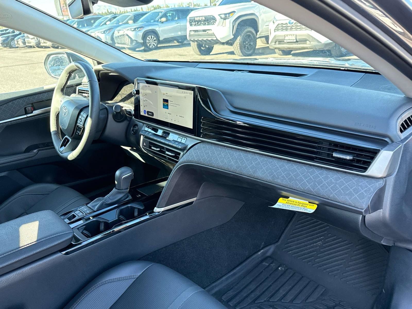 Used 2026 Toyota Camry XLE AWD/4WD image 17