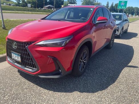 Used 2024 Lexus NX 350h AWD image 4