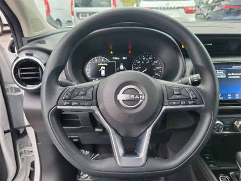 Certified 2023 Nissan Kicks SV image 17