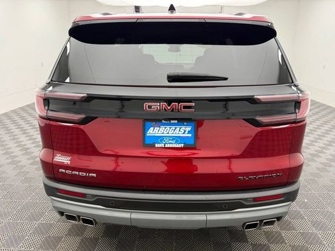 Used 2024 GMC Acadia Elevation w/ Trailering Package FWD image 9