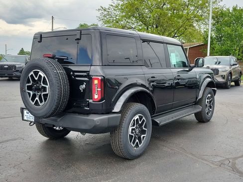 New 2026 Ford Bronco Outer Banks AWD/4WD image 4