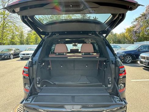 Used 2024 BMW X7 M60i w/ M Sport Professional Package AWD/4WD image 33