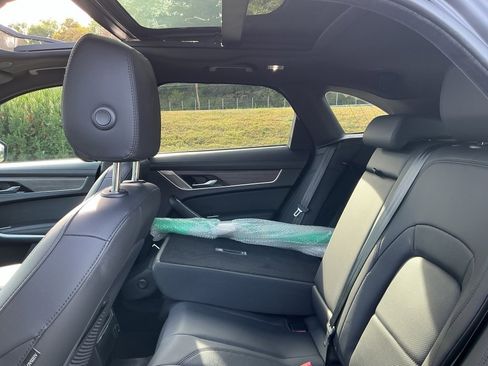 Used 2022 Jaguar F-PACE S image 25