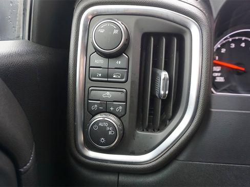 Used 2019 Chevrolet Silverado 1500 LT w/ All-Star Edition image 5