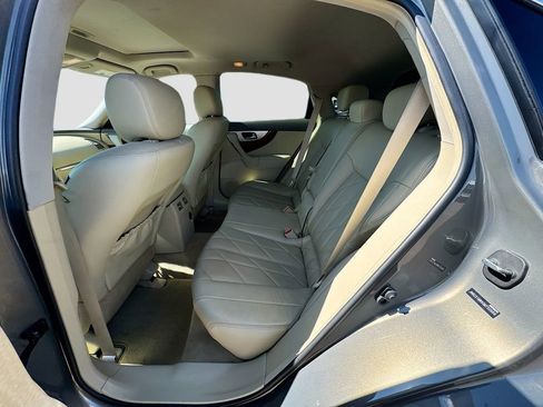 Used 2016 INFINITI QX70 AWD w/ Premium Package image 20