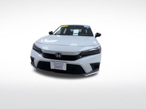 Used 2023 Honda Civic Sport image 3