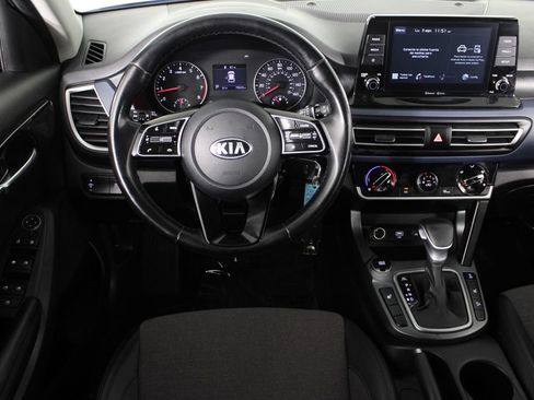 Used 2021 Kia Seltos S AWD/4WD image 6