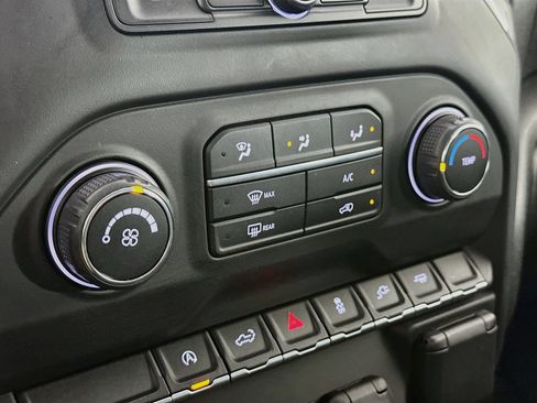 Used 2021 Chevrolet Silverado 1500 Custom RWD image 23