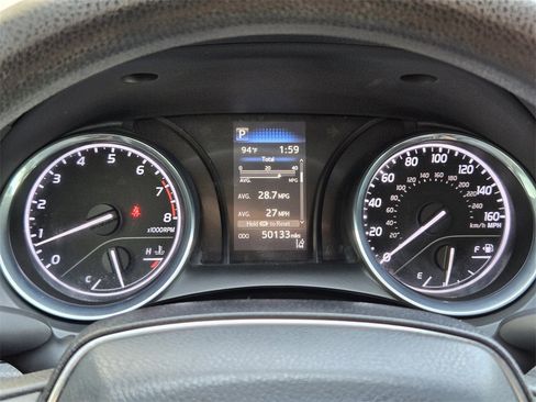 Used 2020 Toyota Camry LE image 14