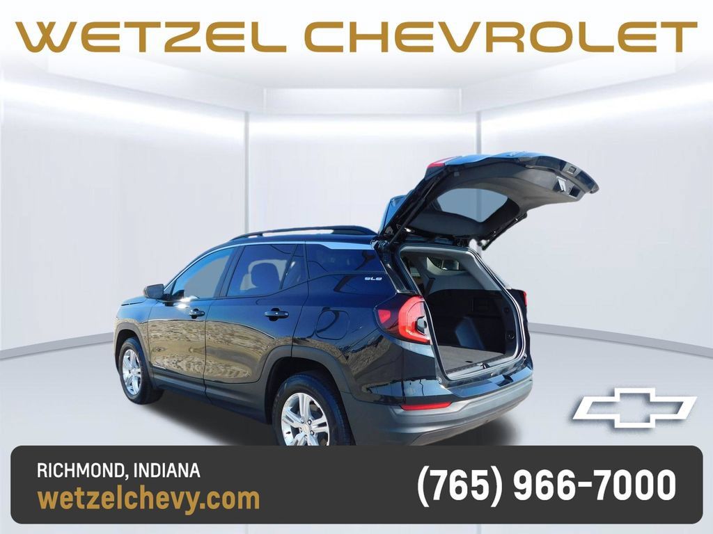 Used 2022 GMC Terrain SLE w/ Driver Convenience Package AWD/4WD image 21