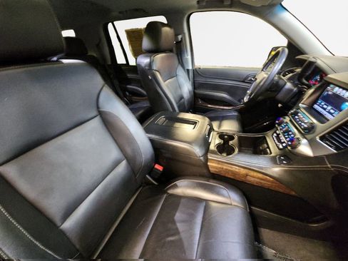 Used 2019 Chevrolet Tahoe LT w/ Luxury Package image 26