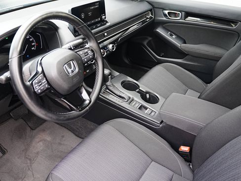 Used 2022 Honda Civic EX image 8