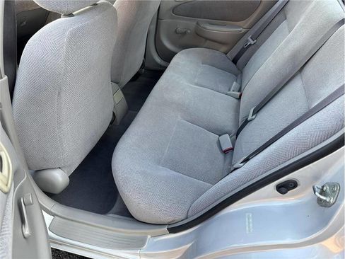 Used 2002 Chevrolet Prizm Sedan 4D image 12