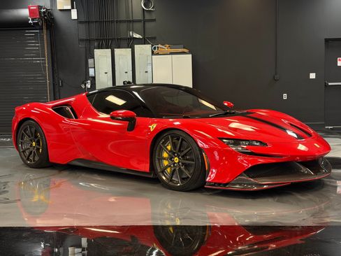 Used 2023 Ferrari SF90 Stradale AWD/4WD image 1