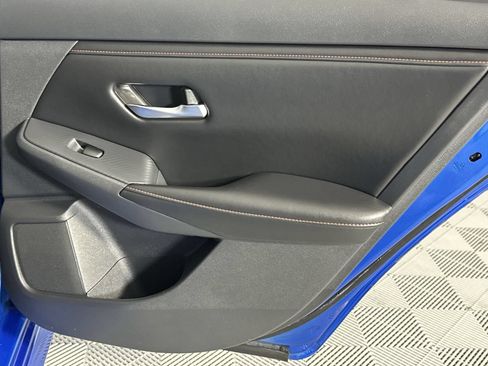 Certified 2025 Nissan Sentra SR w/ SR Premium Package FWD image 32
