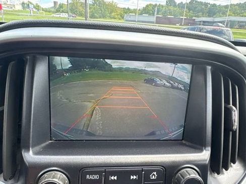 Used 2015 Chevrolet Colorado LT w/ LT Convenience Package AWD/4WD image 18