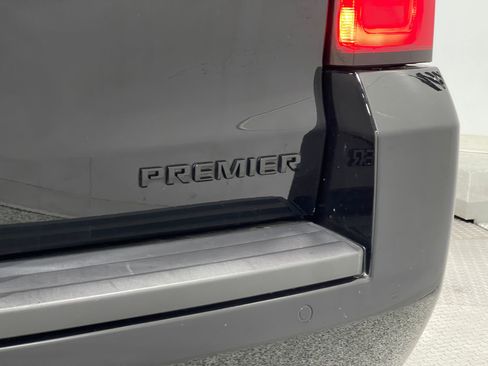Used 2019 Chevrolet Tahoe Premier AWD/4WD image 42