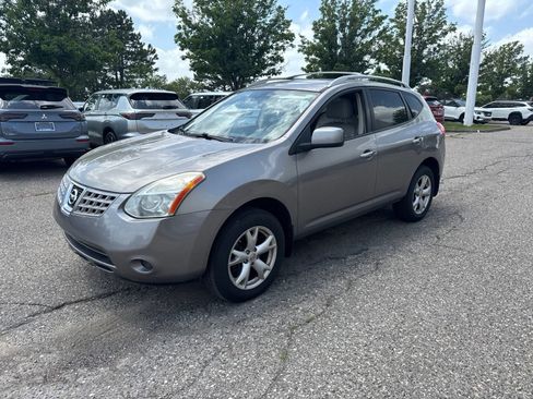 Used 2010 Nissan Rogue SL w/ Premium Pkg AWD/4WD image 6