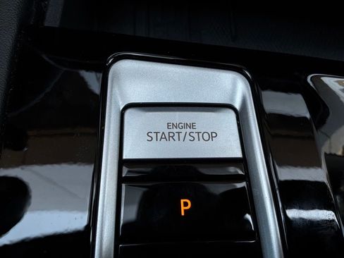 Used 2026 Volkswagen Atlas SE FWD image 28