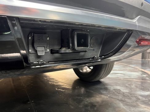 Used 2024 Rivian R1S Adventure image 36