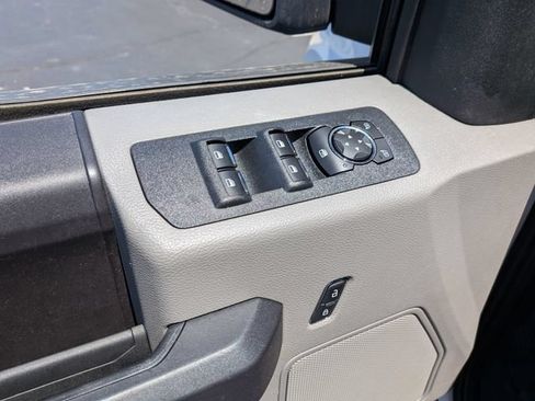 Used 2018 Ford F150 XL w/ Equipment Group 101A Mid AWD/4WD image 16