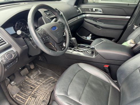 Used 2019 Ford Explorer Sport w/ Equipment Group 401A AWD/4WD image 5