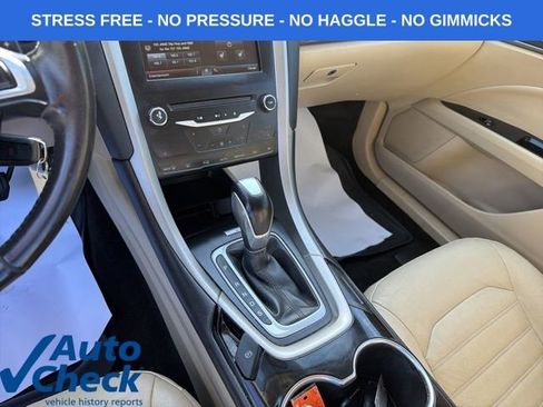 Used 2014 Ford Fusion SE w/ Equipment Group 202A image 22