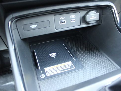 Certified 2024 Honda CR-V Sport Touring image 22