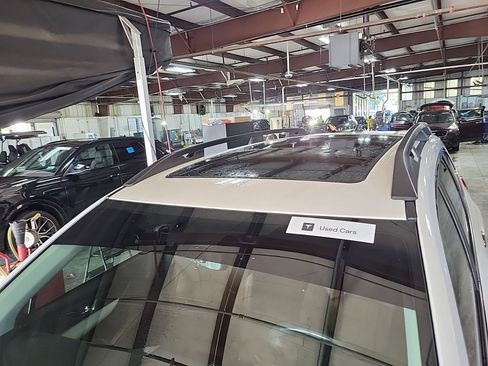 Used 2019 Subaru Ascent Touring w/ Popular Package #2A image 7