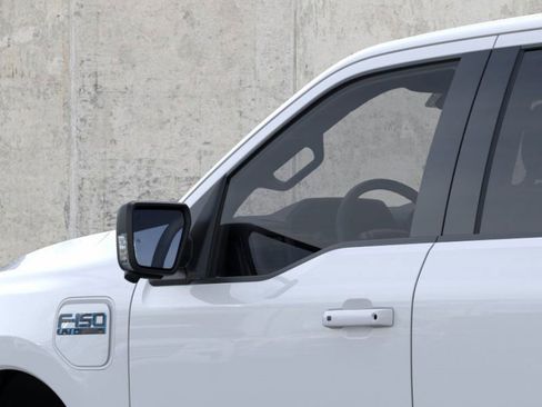 New 2025 Ford F150 Lightning Flash image 20