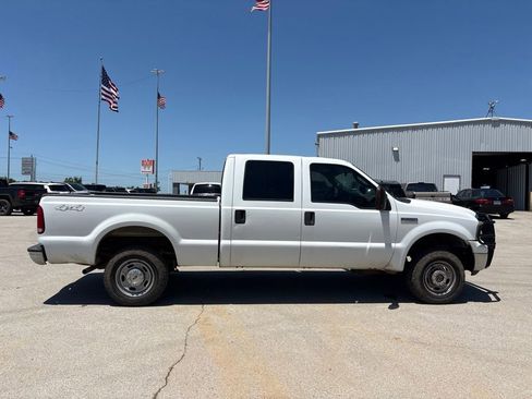 Used 2006 Ford F250 4x4 Crew Cab Super Duty image 3