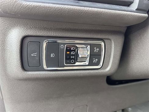 Certified 2021 Lincoln Corsair Reserve w/ Equipment Group 201A image 18