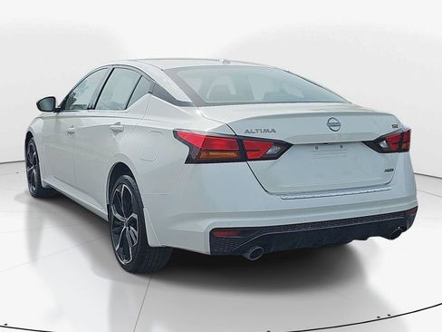Used 2023 Nissan Altima 2.5 SR w/ SR Premium Package AWD/4WD image 8