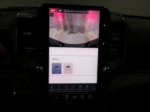 Used 2025 RAM 2500 Laramie image 26