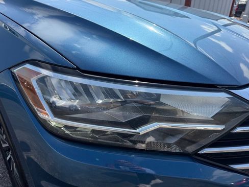 Used 2020 Volkswagen Jetta SE FWD image 6