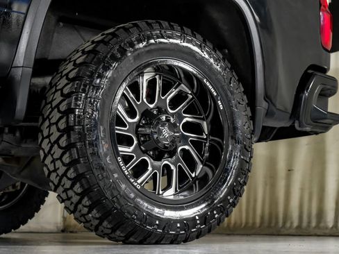 Used 2020 Chevrolet Silverado 2500 High Country w/ Z71 Off-Road Package AWD/4WD image 56