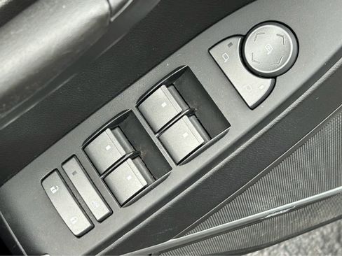 Used 2010 Cadillac CTS Premium image 15