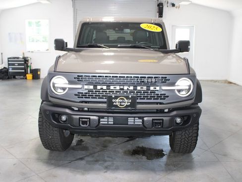 Used 2025 Ford Bronco Badlands AWD/4WD image 55