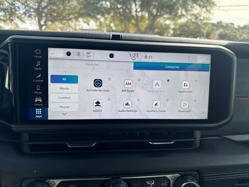 Used 2024 Jeep Wrangler Unlimited Rubicon image 21