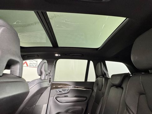 Used 2018 Volvo XC90 T6 Momentum w/ Convenience Package AWD/4WD image 36