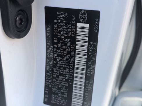 Certified 2024 Toyota Camry SE image 31