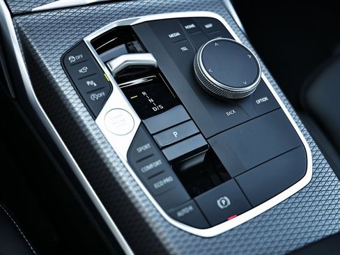 New 2026 BMW 330i Sedan w/ M Sport Package image 39